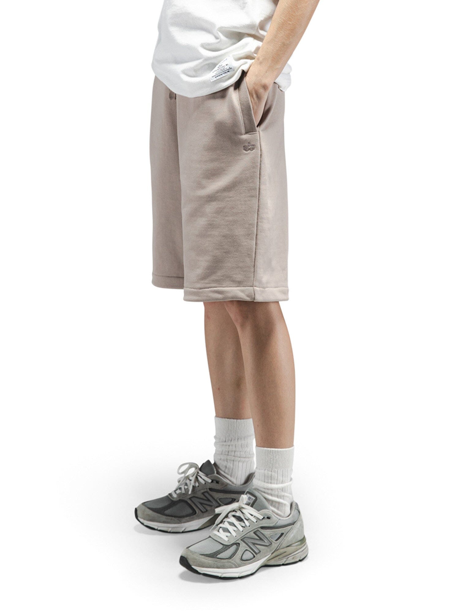 ESSENTIAL FRENCH TERRY SHORT