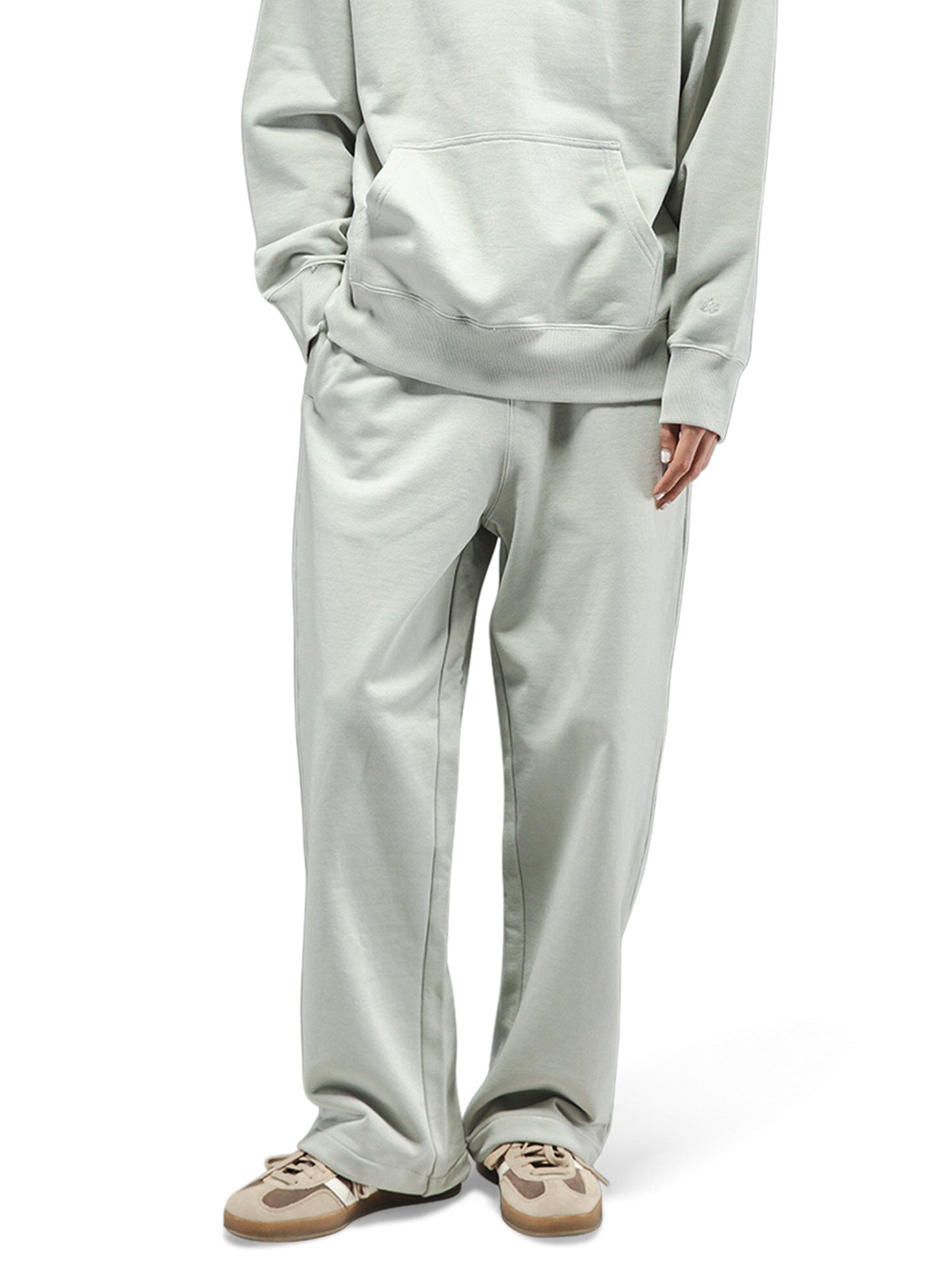 ESSENTIAL FRENCH TERRY SWEATPANT