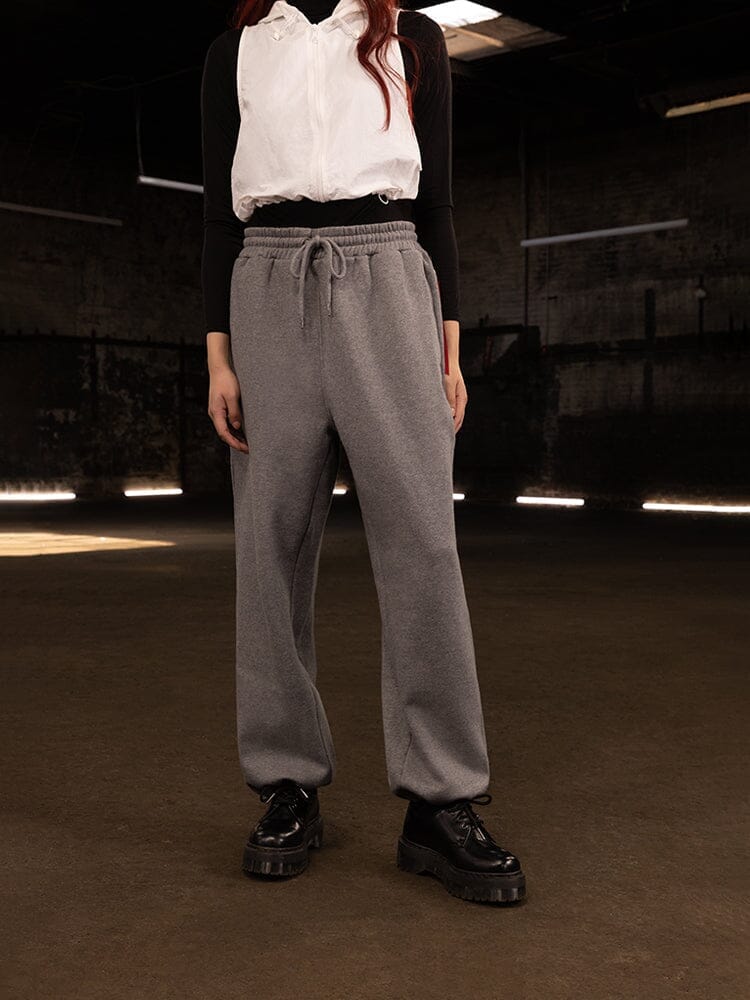 ESSENTIAL SWEATPANTS